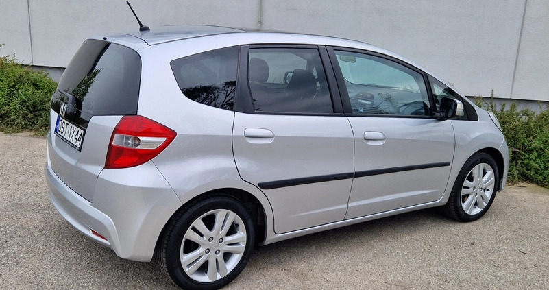 Honda Jazz cena 31900 przebieg: 154800, rok produkcji 2012 z Międzylesie małe 781